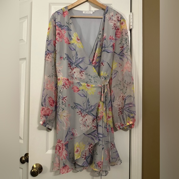 Floral Wrap Dress Perfect for Spring/Easter XXL Plus - Picture 1 of 4